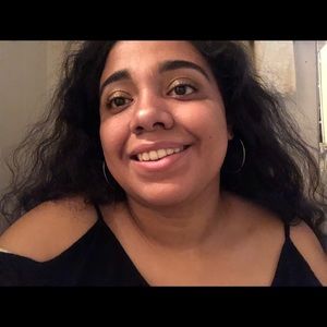 Meet your Posher, Rocio